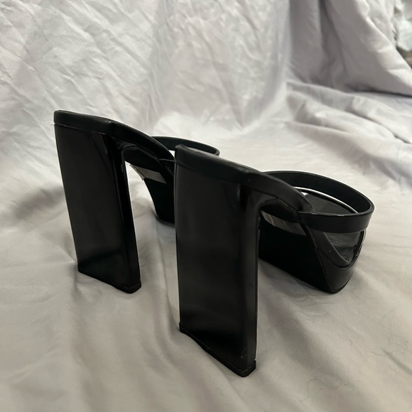 Jeffrey Campbell platform block heel. Size 6. - Picture 2 of 4